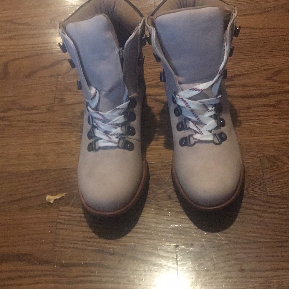 Seven boots
